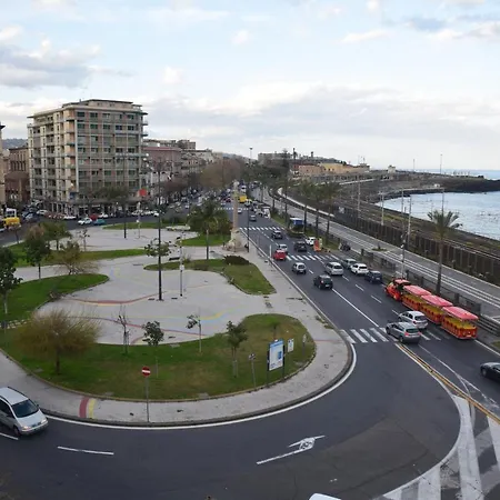 Sea View Apartment Catania